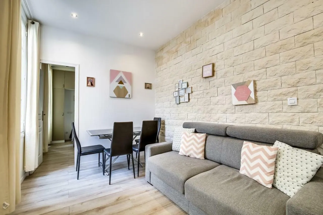 1022-Suite Leny - Superb Apartment In Paris França